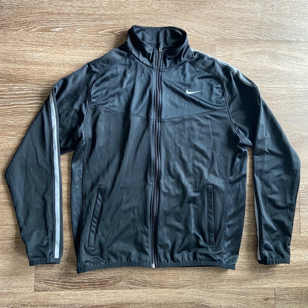Nike lightweight jacket